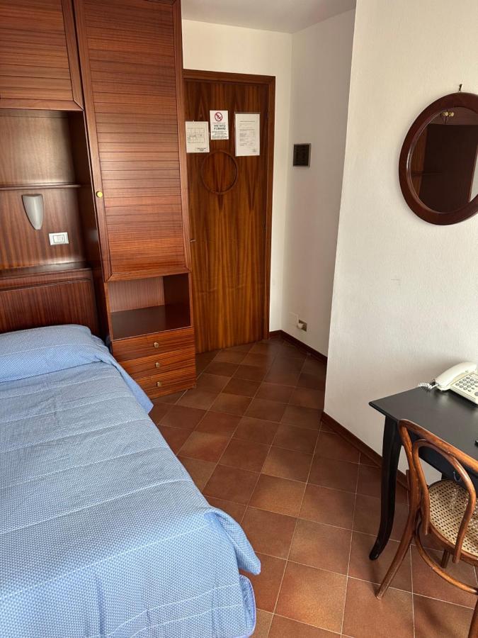 Hotel Alla Citta Di Trieste Grado Exteriör bild