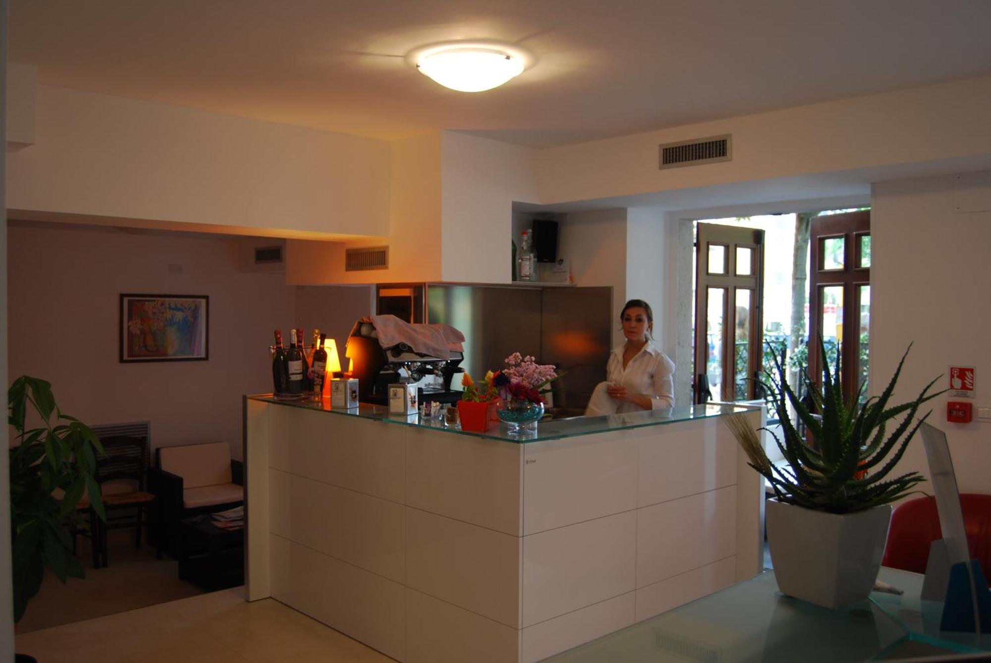 Hotel Alla Citta Di Trieste Grado Exteriör bild