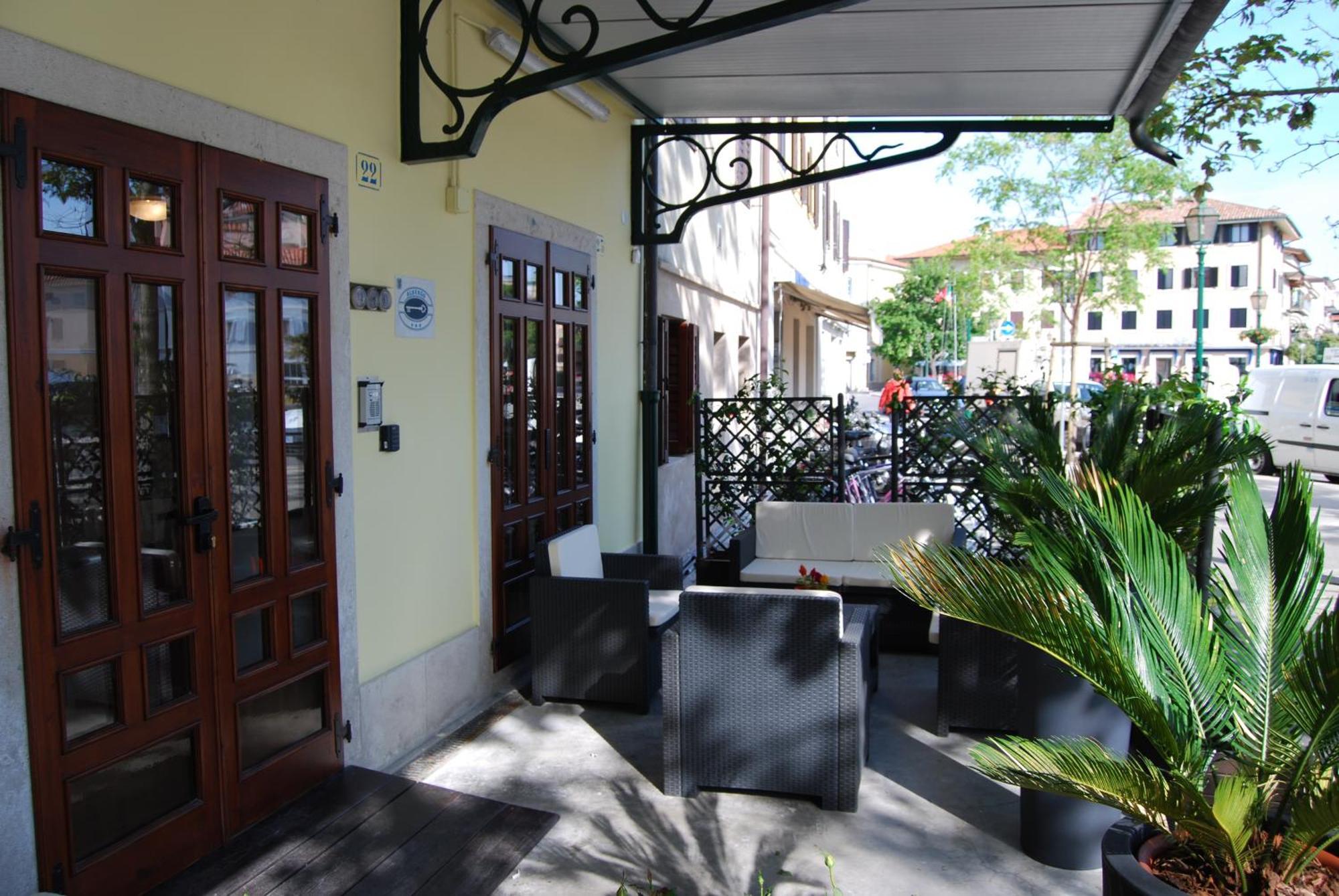 Hotel Alla Citta Di Trieste Grado Exteriör bild